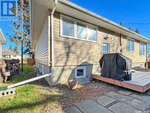 614 Godkin Avenue, Balcarres, SK - Outdoor With Exterior