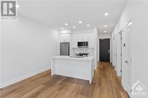 655 Wanaki Road Unit#207, Ottawa, ON - Indoor Photo Showing Kitchen