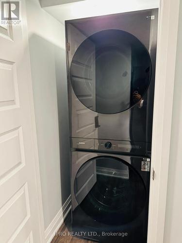 79 Barkerville Drive, Whitby, ON - Indoor Photo Showing Laundry Room