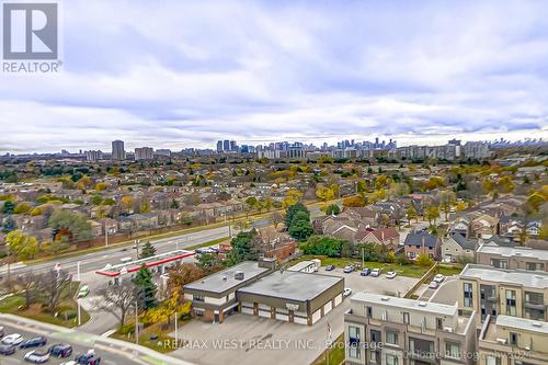 1705 - 7420 Bathurst Street, Vaughan, ON - Outdoor With View