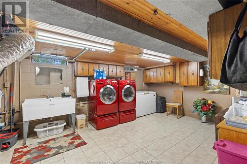 9170 Broderick, Lasalle, ON - Indoor Photo Showing Laundry Room