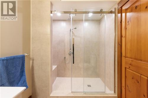 787 Brooks Corner Road, Perth, ON - Indoor Photo Showing Bathroom