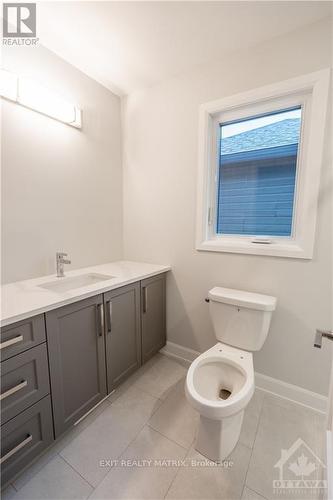 5 Whitetail Avenue, South Stormont, ON - Indoor Photo Showing Bathroom