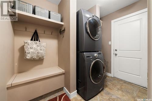 3809 Goldfinch Way, Regina, SK - Indoor Photo Showing Laundry Room