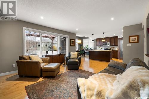 3809 Goldfinch Way, Regina, SK - Indoor Photo Showing Living Room