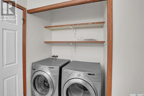 25 2338 Assiniboine Avenue E, Regina, SK - Indoor Photo Showing Laundry Room