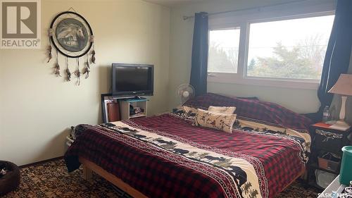 61 6Th Street Se, Preeceville, SK - Indoor Photo Showing Bedroom