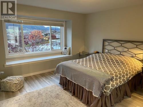 7116 Lakeridge Drive, Vernon, BC - Indoor Photo Showing Bedroom