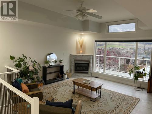 7116 Lakeridge Drive, Vernon, BC - Indoor Photo Showing Living Room With Fireplace