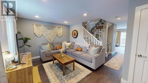 8524 74 Street, Fort St. John, BC - Indoor Photo Showing Living Room