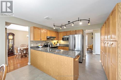 1097 Katharine Crescent, Kingston (North Of Taylor-Kidd Blvd), ON - Indoor Photo Showing Kitchen With Double Sink