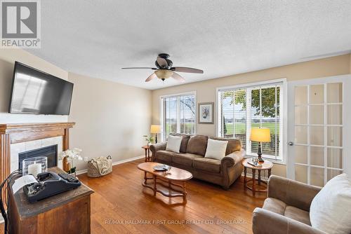 1097 Katharine Crescent, Kingston (North Of Taylor-Kidd Blvd), ON - Indoor Photo Showing Living Room With Fireplace