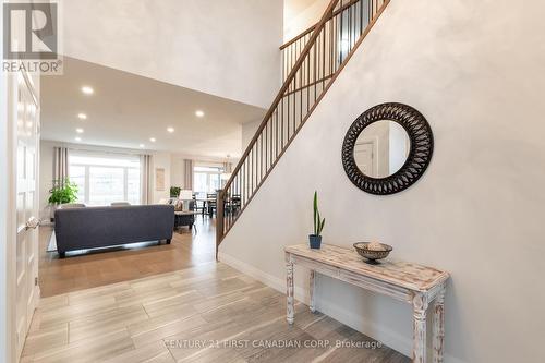 2142 Wateroak Drive, London, ON - Indoor Photo Showing Other Room