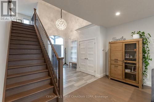 2142 Wateroak Drive, London, ON - Indoor Photo Showing Other Room