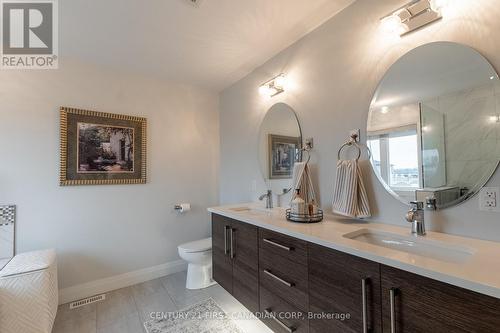 2142 Wateroak Drive, London, ON - Indoor Photo Showing Bathroom