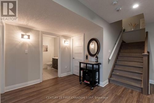 2142 Wateroak Drive, London, ON - Indoor Photo Showing Other Room