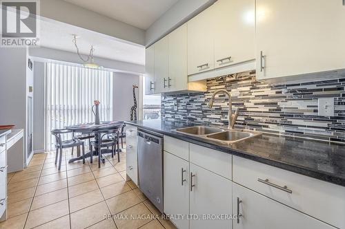 704 - 162 Martindale Road, St. Catharines (453 - Grapeview), ON - Indoor Photo Showing Kitchen With Double Sink With Upgraded Kitchen