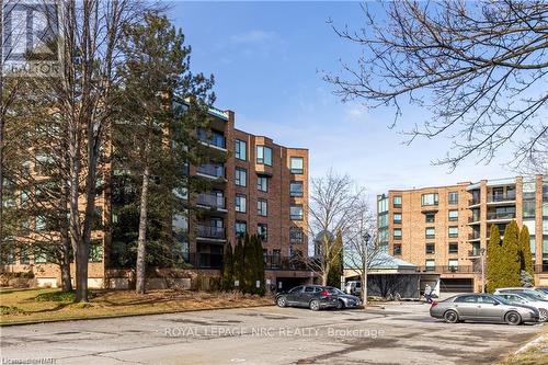 2203 - 701 Geneva Street, St. Catharines (437 - Lakeshore), ON - Outdoor With Facade