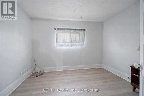 273 Dufferin Street, Fort Erie, ON - Indoor Photo Showing Other Room