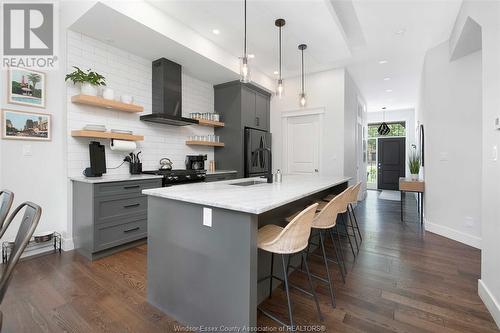 240 Old Tecumseh Road, Lakeshore, ON - Indoor Photo Showing Kitchen With Upgraded Kitchen