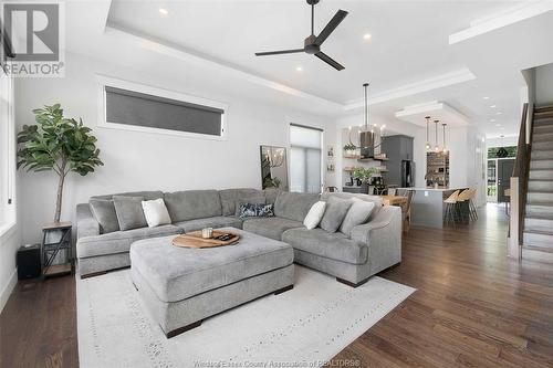 240 Old Tecumseh Road, Lakeshore, ON - Indoor Photo Showing Living Room