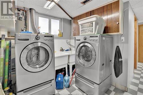 2664 Rivard Avenue, Windsor, ON - Indoor Photo Showing Laundry Room