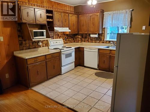 416 Rogers Street, Peterborough (Ashburnham), ON - Indoor Photo Showing Kitchen