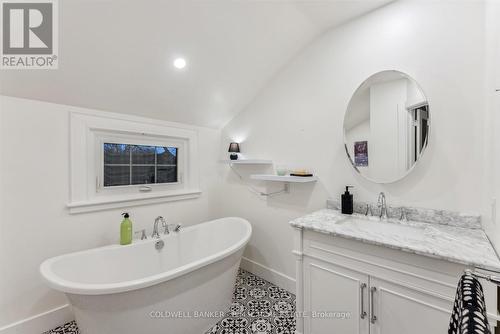 429 George Street, Cobourg, ON - Indoor Photo Showing Bathroom