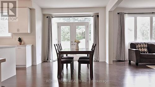 251 Danny Wheeler Boulevard, Georgina, ON - Indoor Photo Showing Dining Room