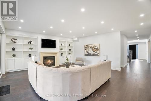 1029 Lorne Park Road, Mississauga, ON - Indoor Photo Showing Living Room With Fireplace