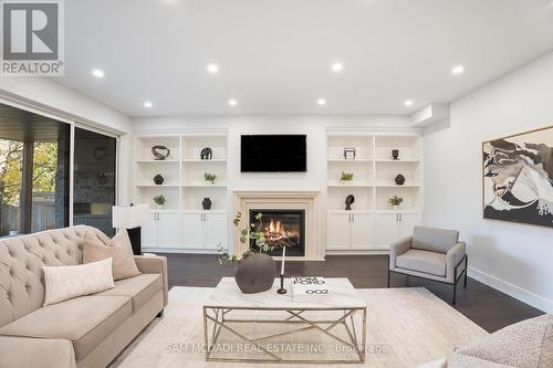 1029 Lorne Park Road, Mississauga, ON - Indoor Photo Showing Living Room With Fireplace