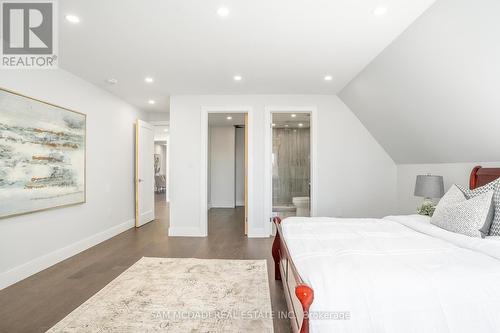 1029 Lorne Park Road, Mississauga, ON - Indoor Photo Showing Bedroom