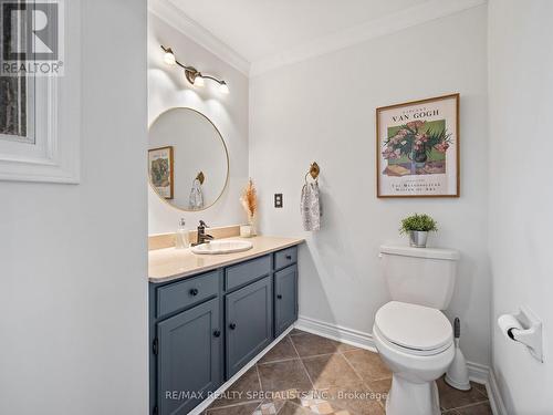 14 Kentmere Grove, Hamilton, ON - Indoor Photo Showing Bathroom