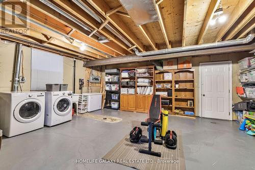 6870 Imperial Court, Niagara Falls, ON - Indoor Photo Showing Laundry Room