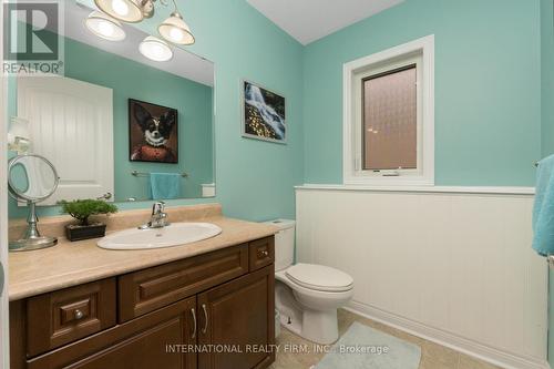 75 Sheffield Street, Southgate, ON - Indoor Photo Showing Bathroom