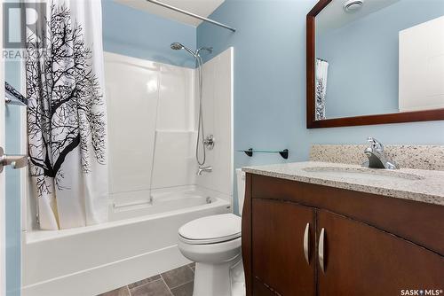 4209 Green Olive Way E, Regina, SK - Indoor Photo Showing Bathroom