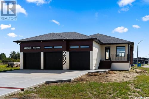 202 Fairway Road, Emerald Park, SK - Outdoor