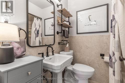 8 Ridgewood Road, St. Catharines, ON - Indoor Photo Showing Bathroom