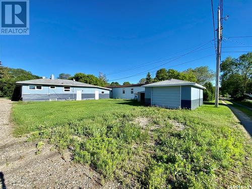 210 3Rd Street E, Carnduff, SK - Outdoor