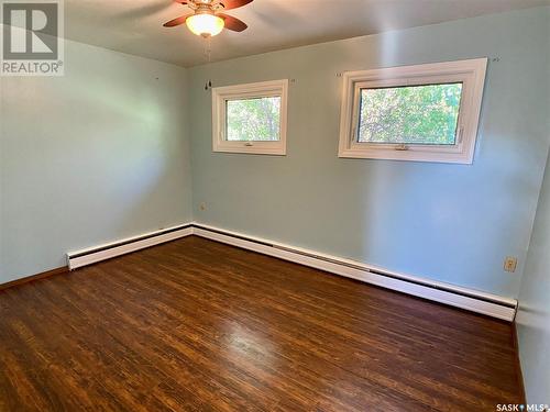 210 3Rd Street E, Carnduff, SK - Indoor Photo Showing Other Room