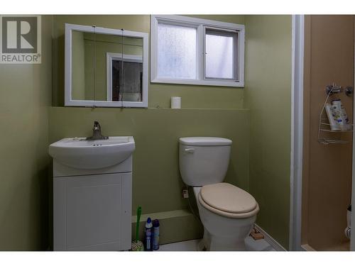 4712 Gair Avenue, Terrace, BC - Indoor Photo Showing Bathroom