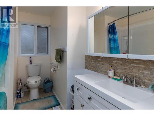 4712 Gair Avenue, Terrace, BC - Indoor Photo Showing Bathroom