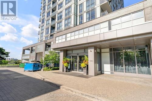 Ph10 - 18 Graydon Hall Drive, Toronto, ON - Outdoor