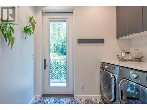 8735 Forsberg Road, Vernon, BC - Indoor Photo Showing Laundry Room