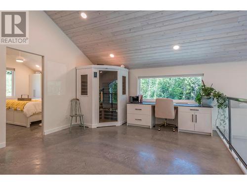 8735 Forsberg Road, Vernon, BC - Indoor