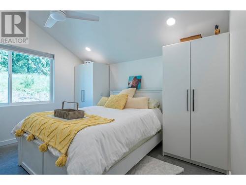 8735 Forsberg Road, Vernon, BC - Indoor Photo Showing Bedroom