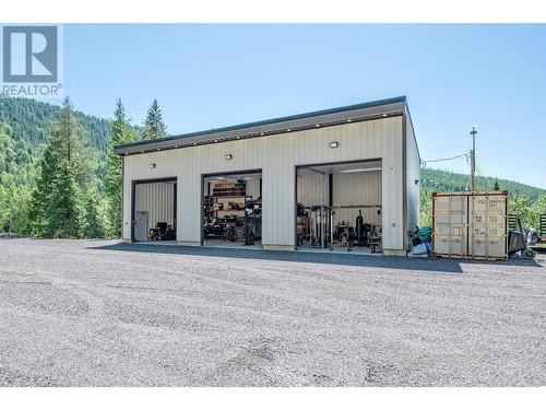 8735 Forsberg Road, Vernon, BC - Outdoor