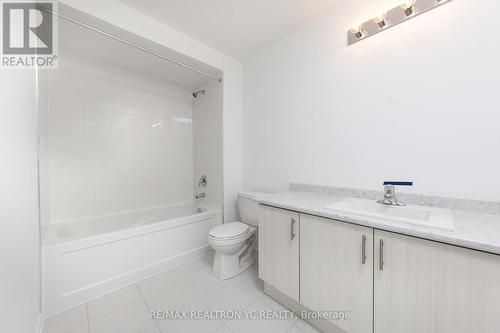 84 - 221 Monarch Avenue, Ajax, ON - Indoor Photo Showing Bathroom