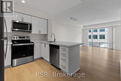 815 - 50 John Street, Toronto, ON - Indoor Photo Showing Kitchen