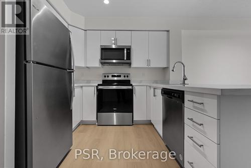 815 - 50 John Street, Toronto, ON - Indoor Photo Showing Kitchen